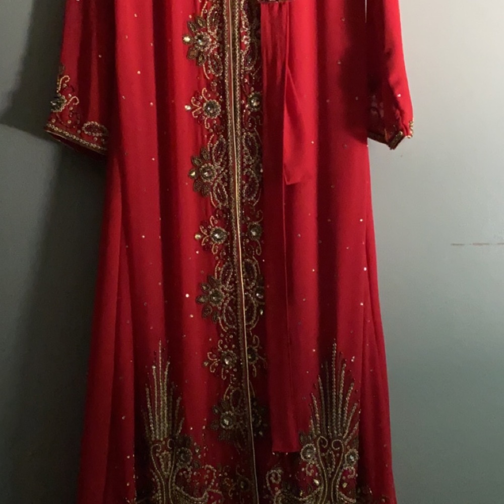 Abaya - image 2